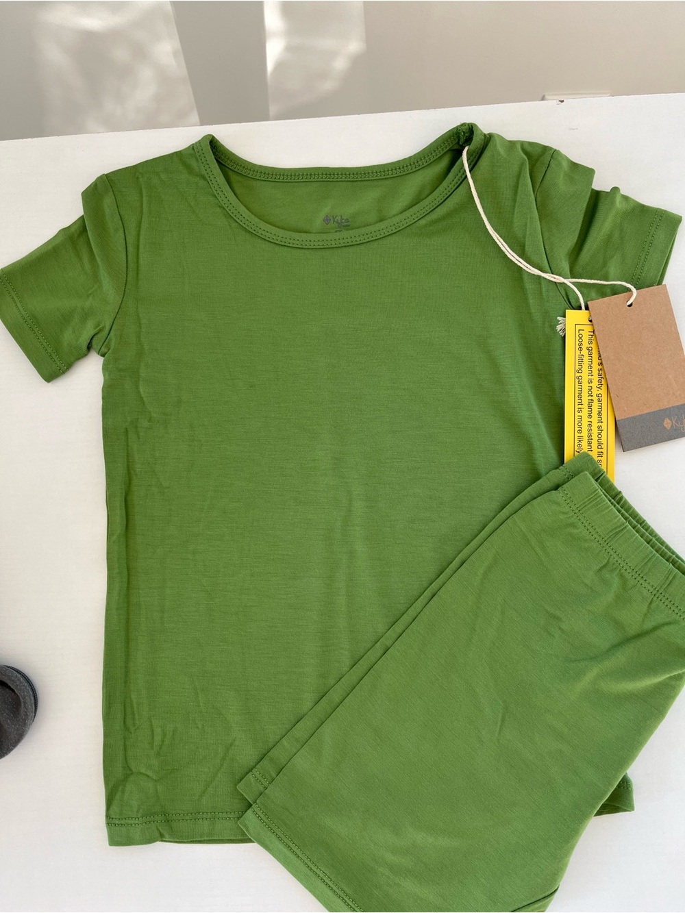 Kyte Baby Short Sleeve & Shorts Bamboo Pjs in color Palm 5T